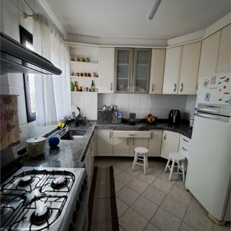 Apartamento à venda com 3 suítes em Sítio São José, Suzano, SP