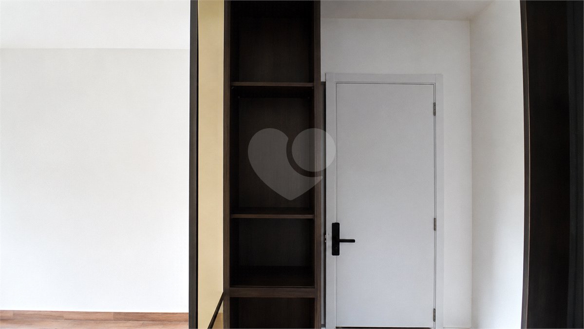Apartamento à venda com 3 suítes em Sumarezinho, São Paulo, SP
