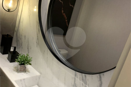 Apartamento à venda com 3 quartos, sendo 1 suíte,  em Vila Sofia, São Paulo, SP