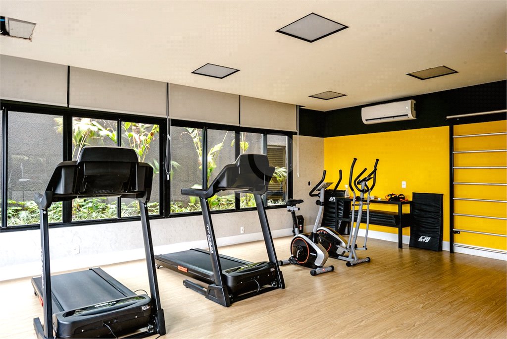 Studio à venda – 20 m² | Mobiliado | Bela Vista | Andar alto com varanda