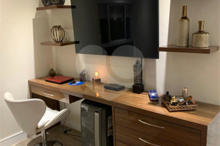 Apartamento à Venda na Mooca com 3 Suítes, Varanda Gourmet e 4 Vagas — 204m² no Condomínio Luzes da Mooca (Aceita Pet e Estuda Permuta)