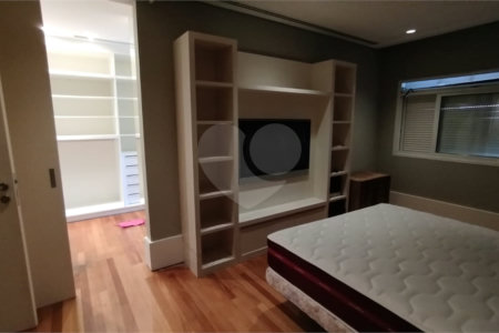 Á venda Apartamento Alto Padrão 5 suítes / 8 vagas 522m² Vila Nova Conceição