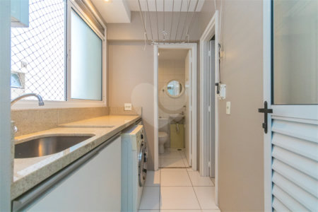 Apartamento à venda com 2 suítes em Jardim Marajoara, São Paulo, SP