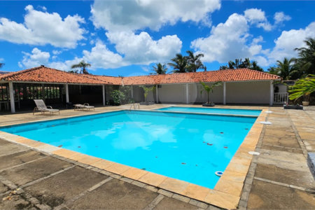 Casa em condomínio à venda ou para alugar com 3 quartos, sendo 2 suítes,  em Praia Rasa, Armação dos Búzios, RJ