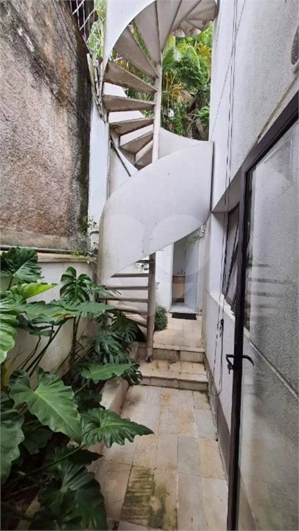 Casa à venda com 3 suítes no condomínio Metropolitan, São Paulo - SP