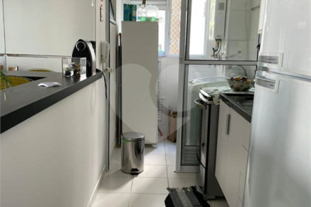 Apartamento à venda com 2 quartos em Parque Reboucas, São Paulo, SP