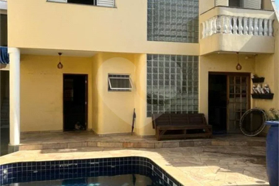 Sobrado à venda com 5 quartos, sendo 2 suítes, em Imirim, São Paulo, SP