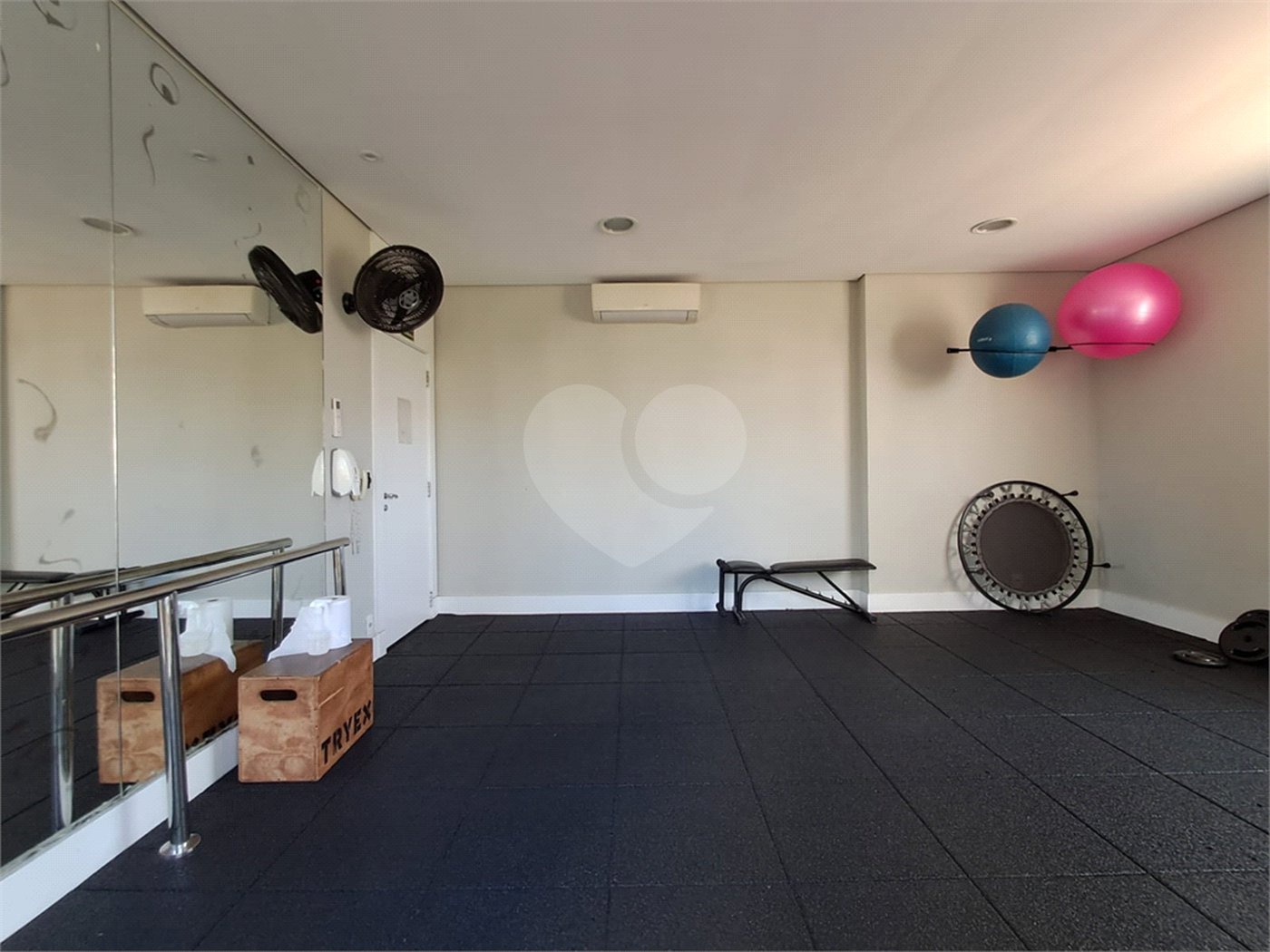 Apartamento à venda com 3 quartos, sendo 1 suíte, em Água Branca, São Paulo, SP