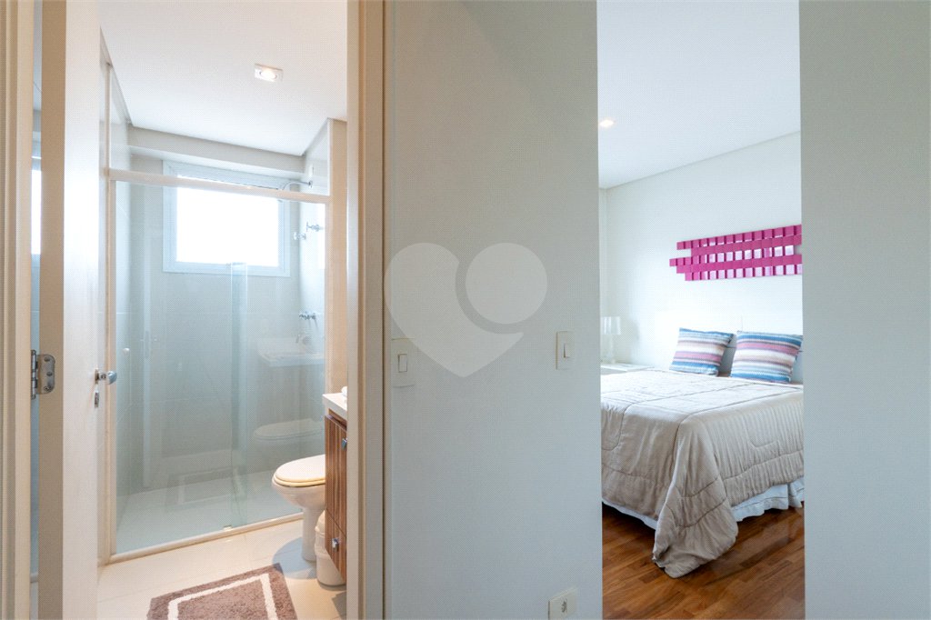Apartamento à venda com 3 suítes em Vila Nova Conceição, São Paulo, SP