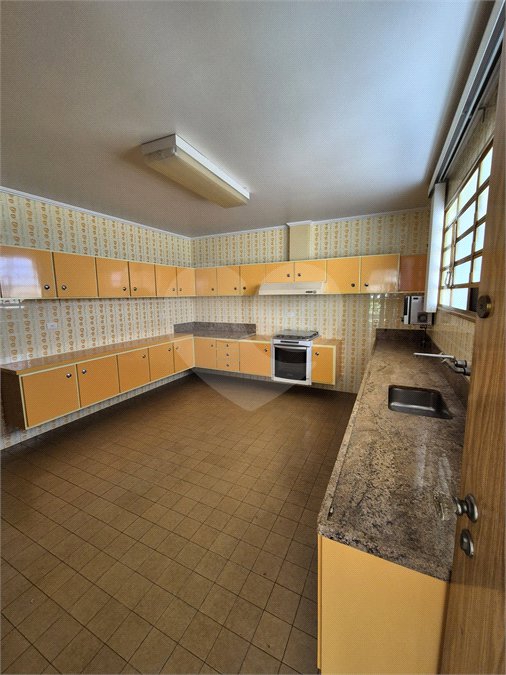 Casa à venda com 4 quartos, sendo 1 suíte, no Centro, Mogi das Cruzes, SP