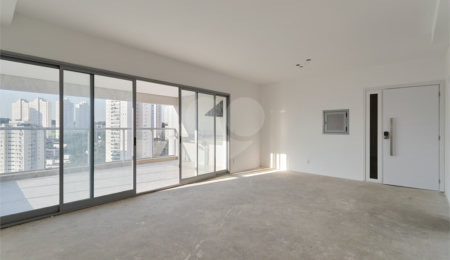 Apartamento à venda com 3 quartos, sendo 1 suíte,  em Jardim Marajoara, São Paulo, SP