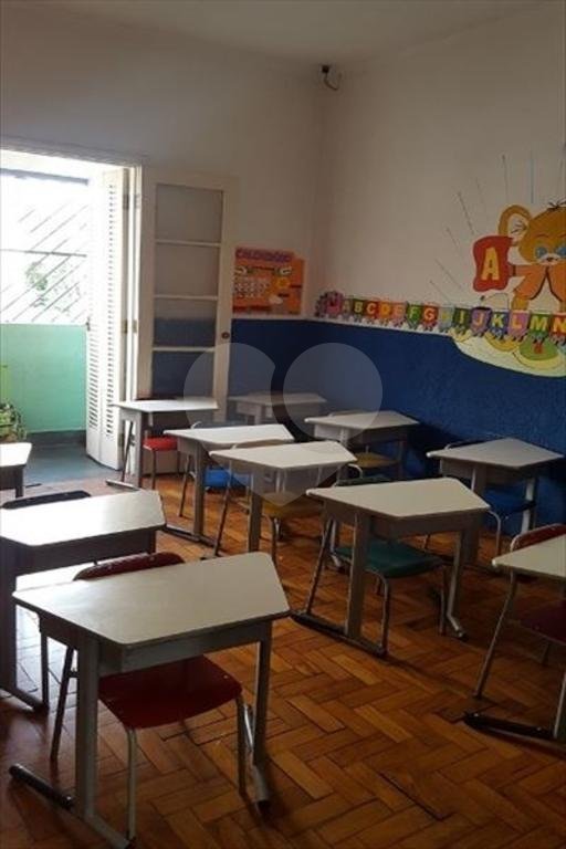 Sobrado à venda com 4 quartos, sendo 1 suíte, em Vila Monumento, São Paulo, SP
