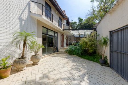 Casa à venda com 3 quartos, sendo 1 suíte, em Brooklin, São Paulo, SP
