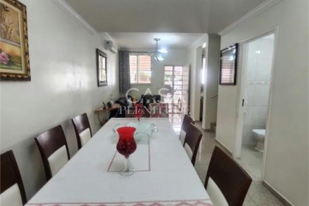 Casa em condomínio à venda com 4 quartos, sendo 1 suíte, em Jardim Americano, Sorocaba, SP