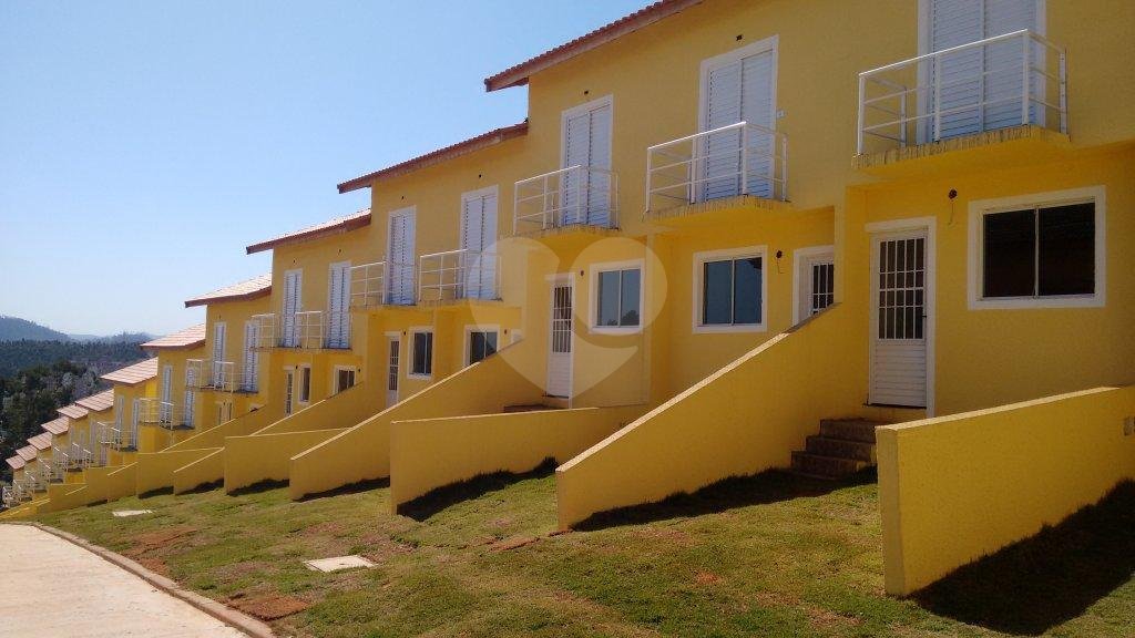Sobrado à venda com 2 quartos em Ipês (polvilho), Cajamar, SP