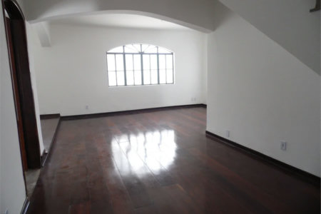 Casa à venda com 5 quartos, sendo 3 suítes, em Vila São Francisco, São Paulo, SP