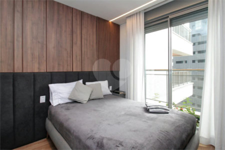 Apartamento à venda ou para alugar com 3 quartos, sendo 1 suíte, em Jardim das Acácias, São Paulo, SP