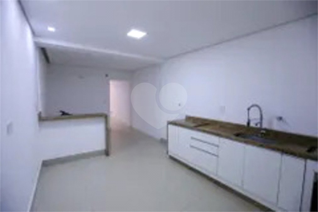 Casa à venda com 3 suítes em Jardim Santo Elias, São Paulo, SP
