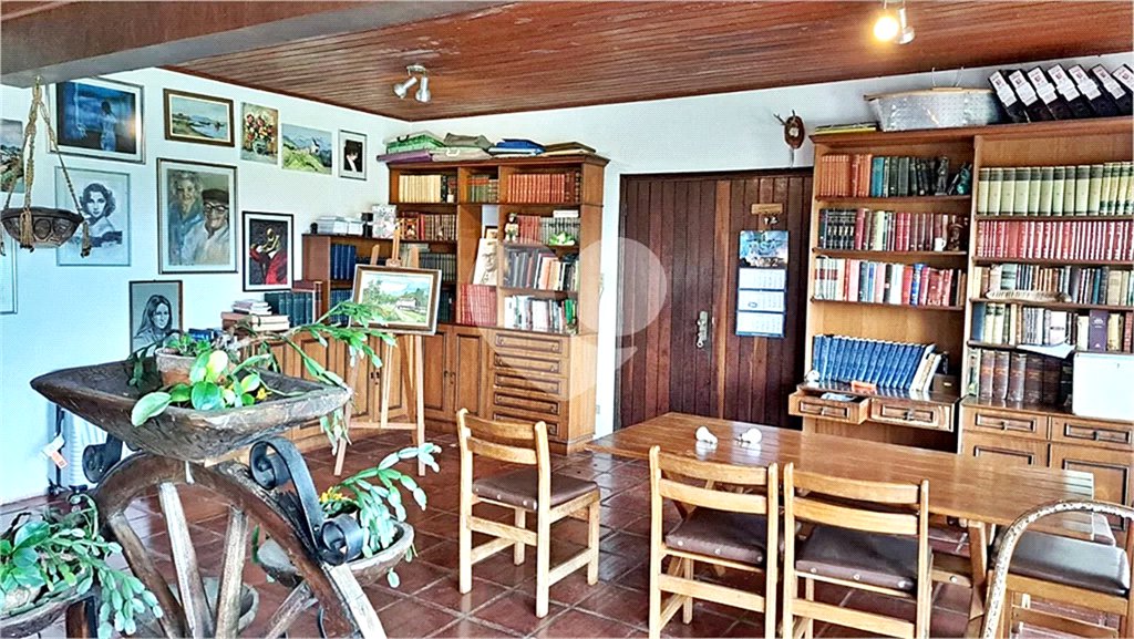 Casa à venda com 6 quartos, sendo 3 suítes, em Serra da Cantareira, Mairiporã, SP