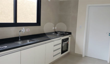 Casa para alugar com 3 quartos, sendo 1 suíte,  em Jardim dos Pinheiros, Atibaia, SP