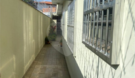 Casa Térrea para alugar com 3 quartos, sendo 1 suíte, em Vila Ipojuca, São Paulo, SP