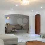 Sobrado à venda com 3 quartos, sendo 1 suíte, em Vila Nova Cachoeirinha, São Paulo, SP