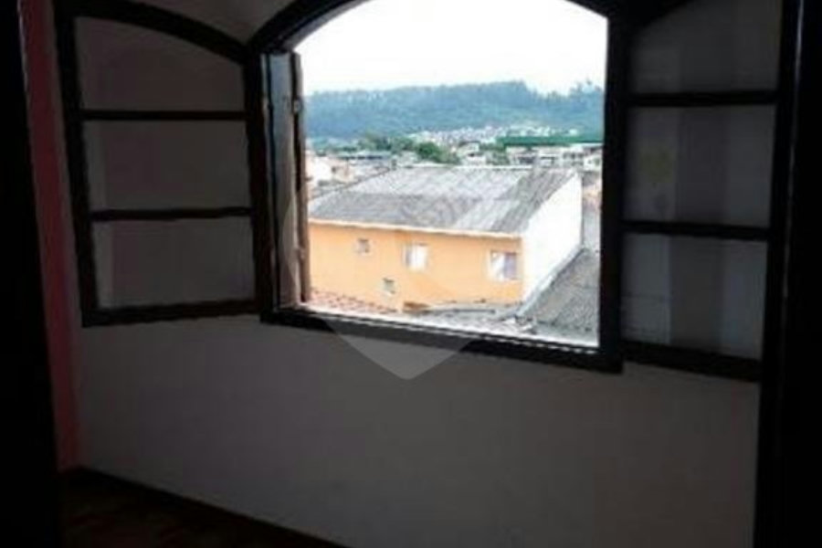 Casa à venda com 6 quartos, sendo 1 suíte, em Freguesia do Ó, São Paulo, SP