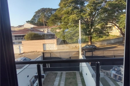 Sobrado à venda com 3 suítes,  em Jardim Planalto, Arujá, SP