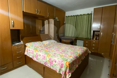 Casa à venda com 3 quartos em Santa Cruz, Rio de Janeiro, RJ