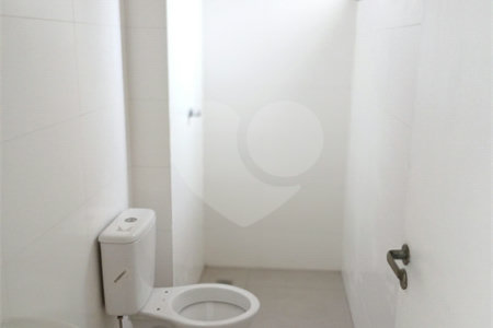 Apartamento à venda com 1 quarto em Vila dos Remédios, São Paulo, SP