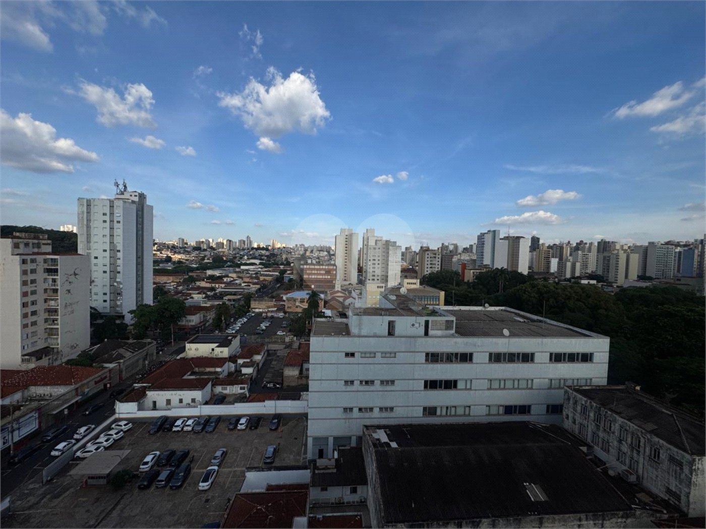 Apartamento à venda com 3 quartos, sendo 1 suíte, no Centro, Ribeirão Preto, SP