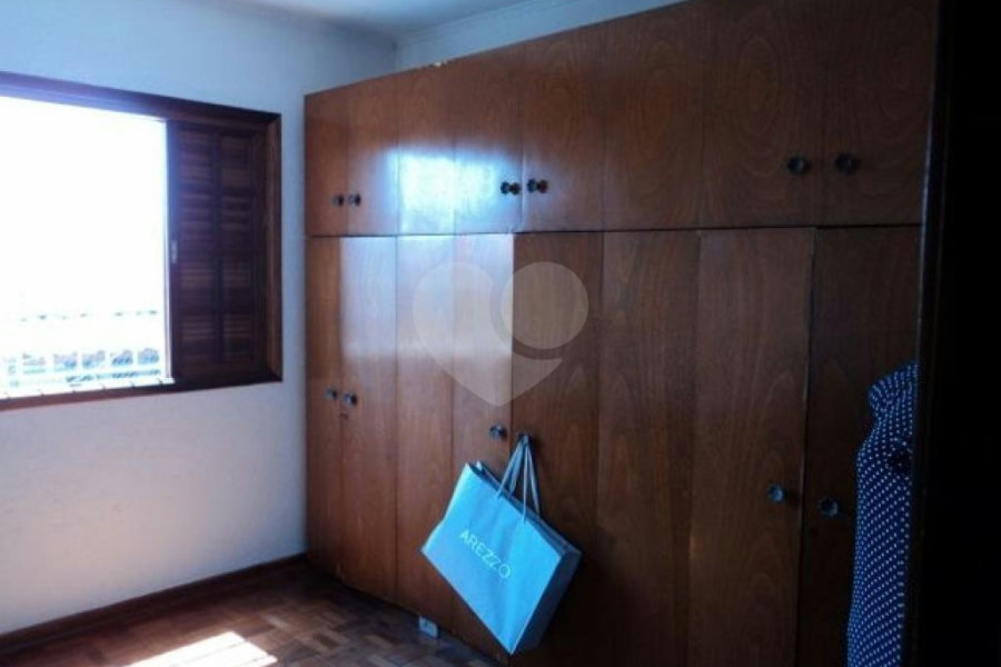Sobrado à venda com 3 quartos, sendo 2 suítes,  em Tremembé, São Paulo, SP