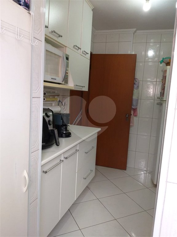 Apartamento à venda com 2 quartos em Vila Erna, São Paulo, SP