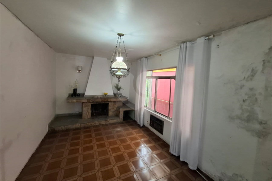 Sobrado à venda com 4 quartos, sendo 1 suíte, em Tucuruvi, São Paulo, SP