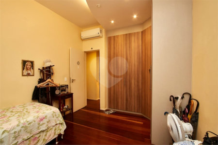 Apartamento à venda com 4 quartos, sendo 1 suíte, em Tijuca, Rio de Janeiro, RJ