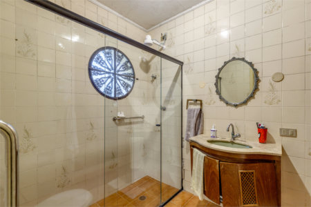 Casa à venda com 4 quartos, sendo 3 suítes,  em Alto da Boa Vista, São Paulo, SP