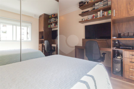 Apartamento à venda com 4 quartos, sendo 3 suítes,  em Indianópolis, São Paulo, SP