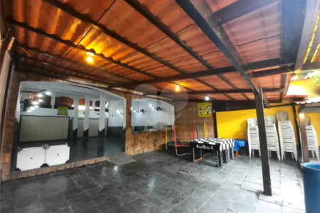Casa à venda com 5 quartos, sendo 1 suíte, em Guaratiba, Rio de Janeiro, RJ