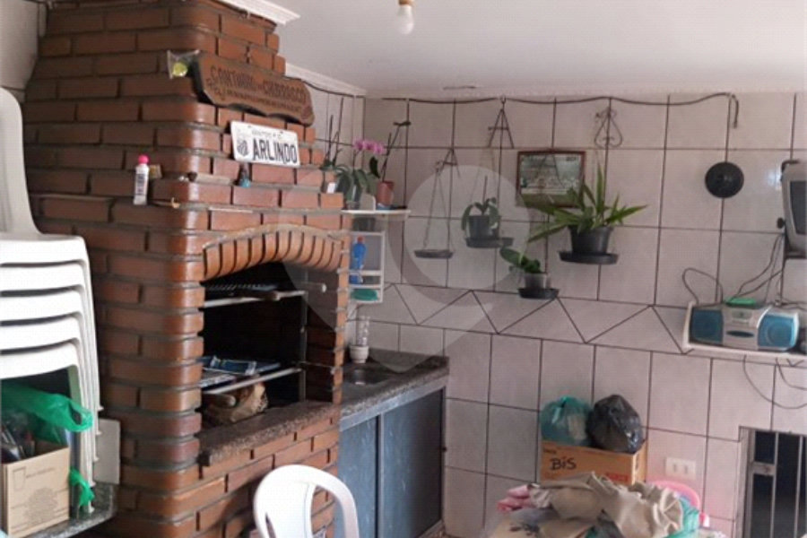 Sobrado à venda com 3 quartos em Vila Santa Maria, São Paulo, SP