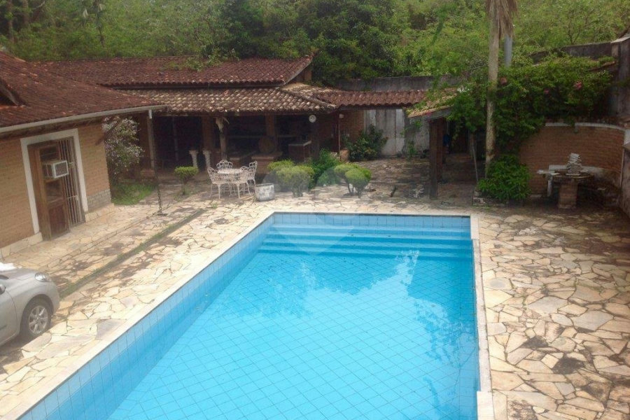 Casa à venda com 3 suítes no condomínio Morada do Mar, Caraguatatuba - SP