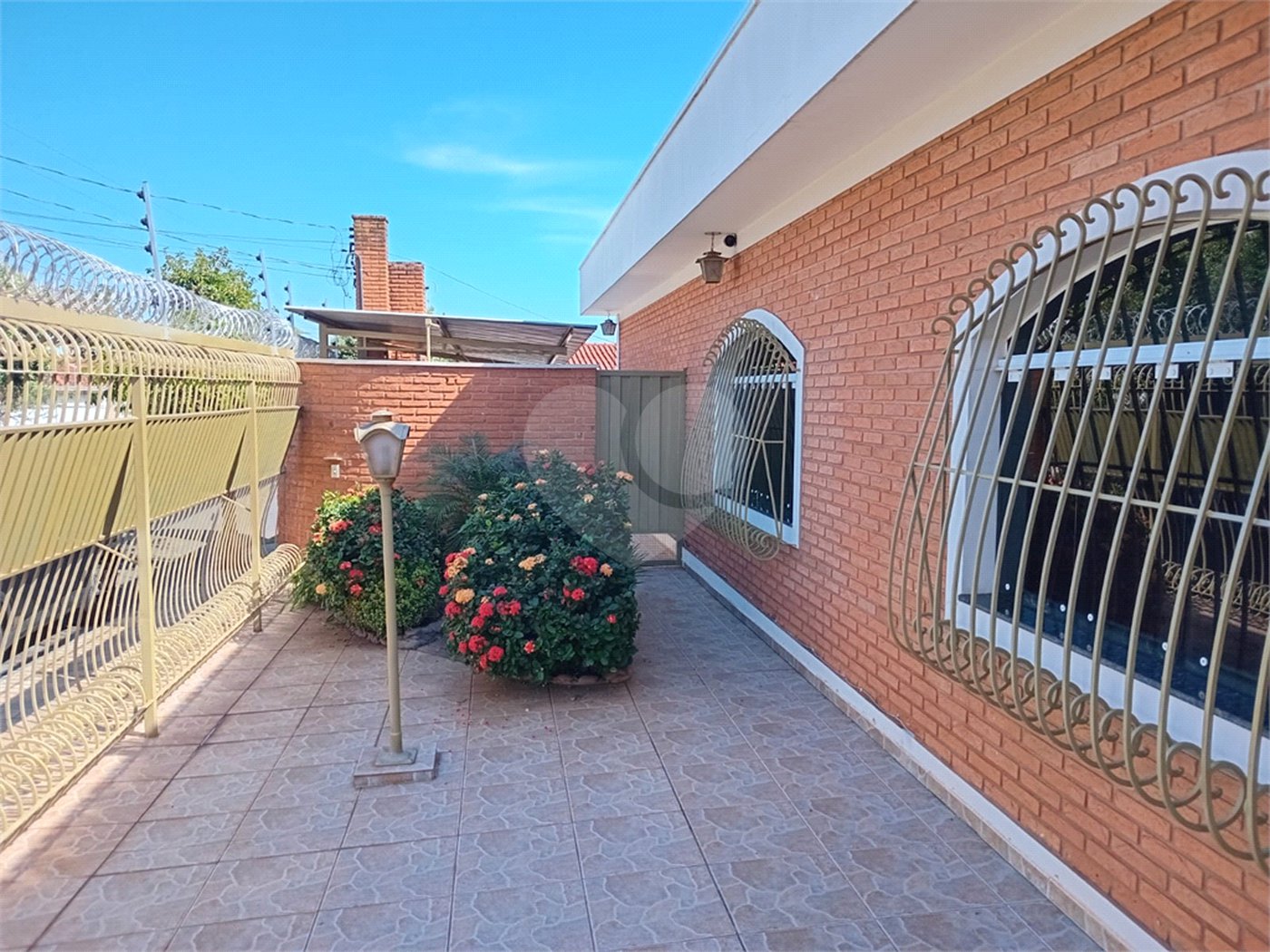 Casa à venda com 3 quartos, sendo 1 suíte, em Vila José Bonifácio, Araraquara, SP