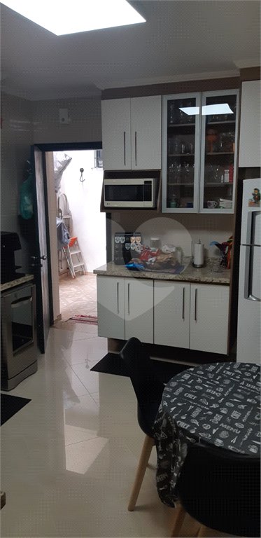 Sobrado à venda com 3 suítes em Parada Inglesa, São Paulo, SP