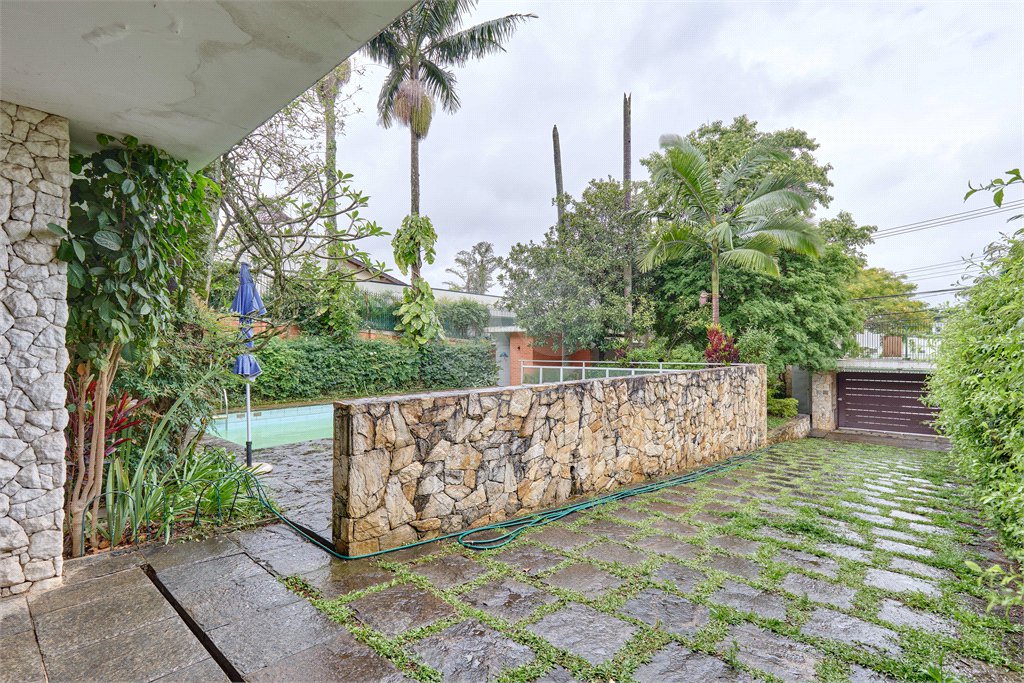 Casa Térrea à venda com 3 quartos, sendo 1 suíte, em Chácara Monte Alegre, São Paulo, SP