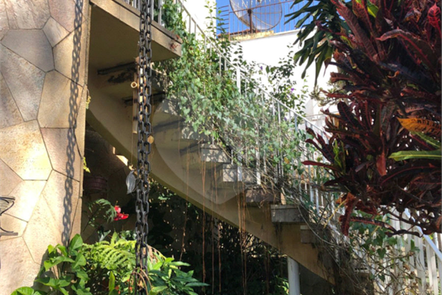 Casa à venda com 4 quartos em Santana, São Paulo, SP