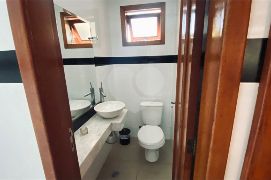 Casa à venda com 5 suítes no condomínio Suíça da Cantareira, Mairiporã - SP