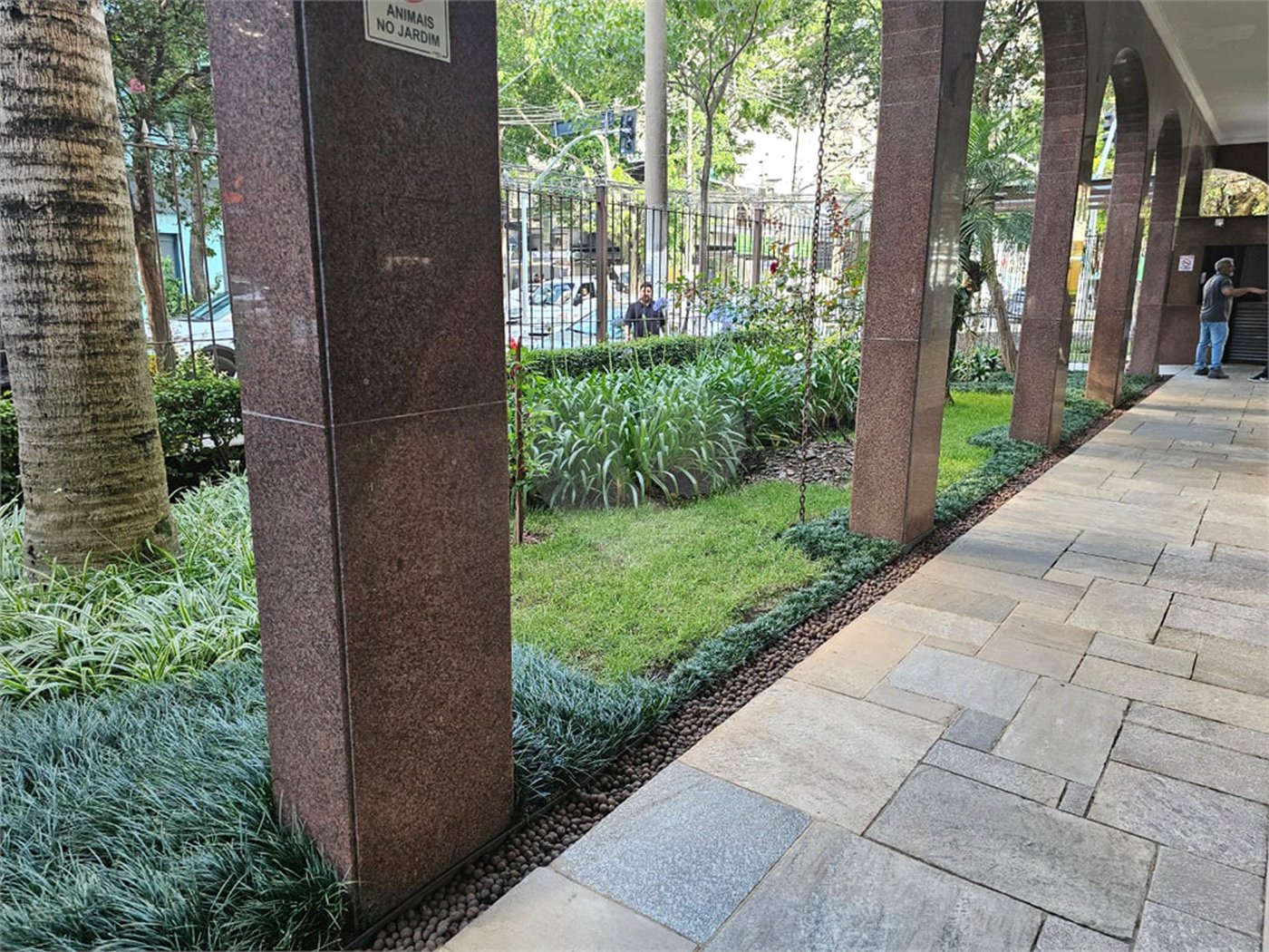 Apartamento à venda com 3 quartos, sendo 1 suíte, em Vila Nova Conceição, São Paulo, SP