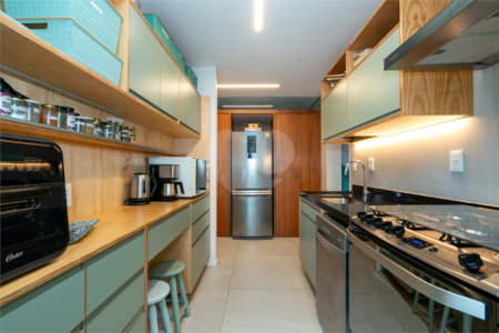 Apartamento à venda com 3 suítes em Campo Belo, São Paulo, SP
