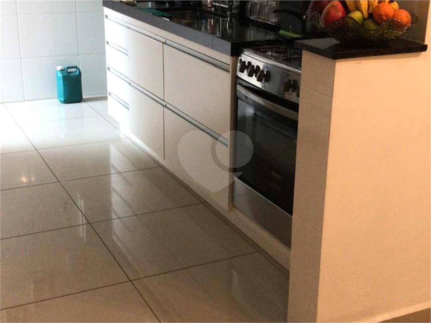 Casa à venda com 3 quartos, sendo 1 suíte,  no condomínio Horto Florestal II, Sorocaba - SP