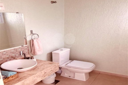 Casa à venda com 3 suítes no condomínio Portal do Sabiá, Araçoiaba da Serra - SP
