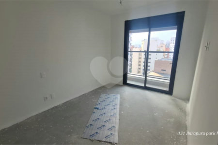 Apartamento à venda com 3 suítes em Moema, São Paulo, SP